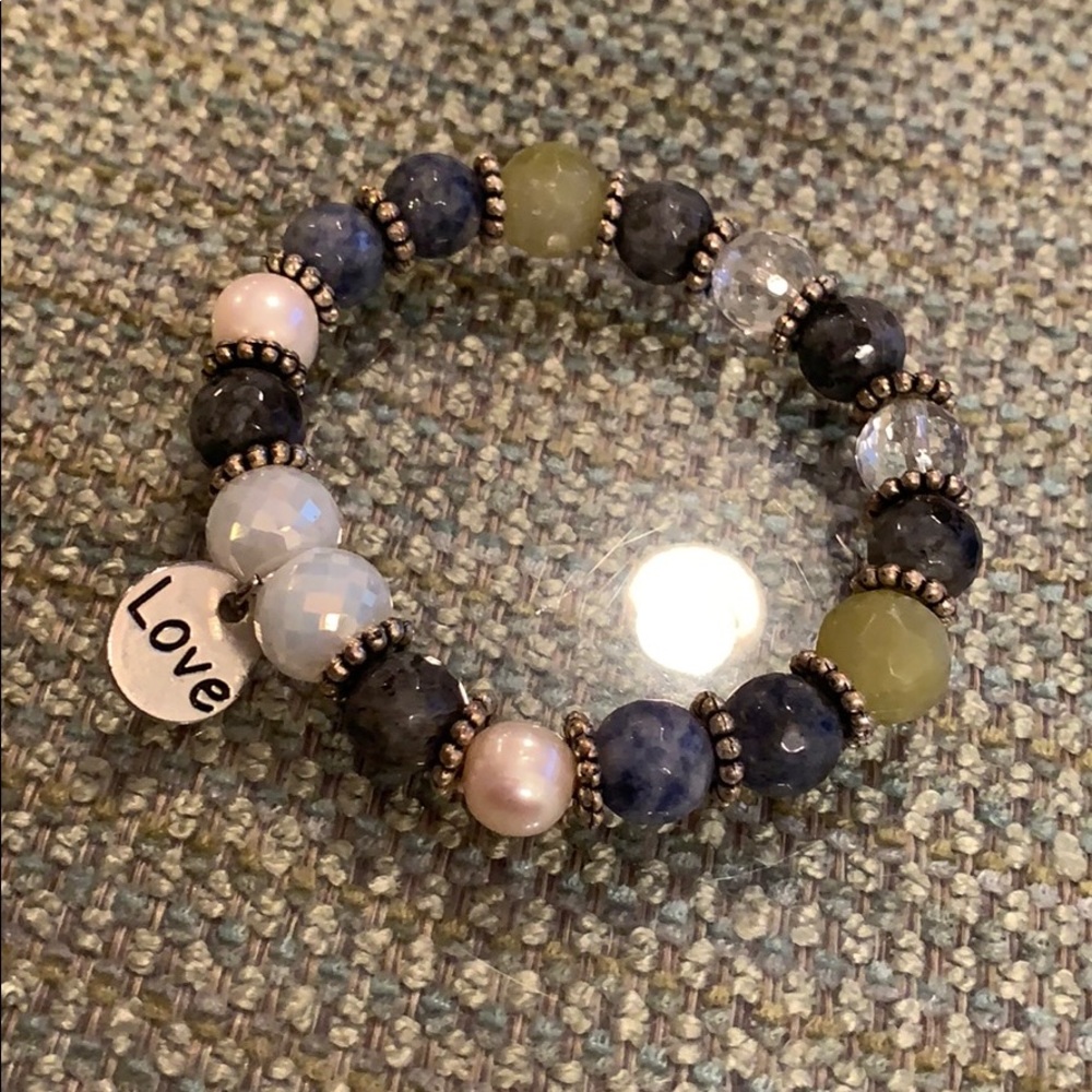 Love bead bracelet